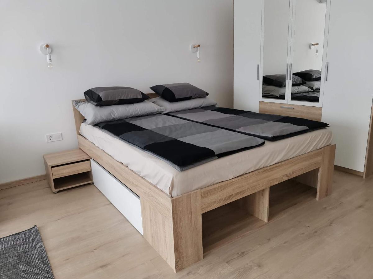 Sweet Life Apartman Эгер Экстерьер фото